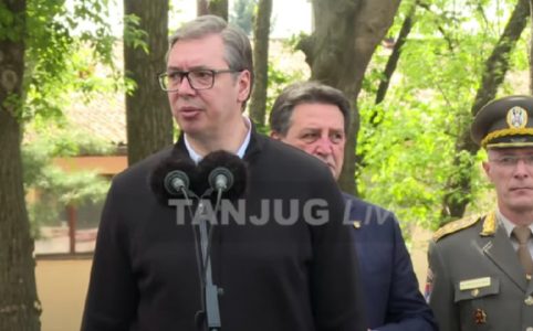 Vučić izneo plan odbrane naše zemlje: Podnećemo rezolucije o genocidu u Kragujevcu, Kraljevu i Jajincima