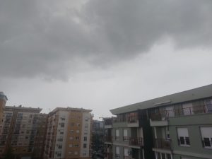 Kritično u naredna dva sata: Delovi Srbije na udaru nevremena, hitno se oglasio RHMZ