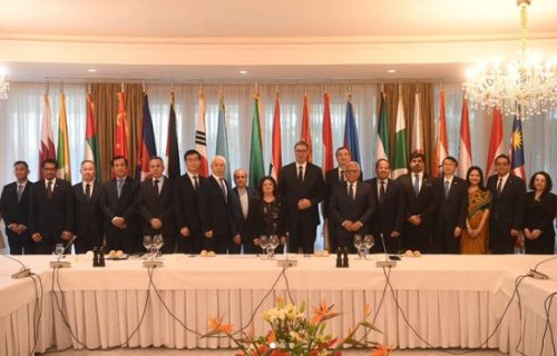 Vučić nastavlja diplomatsku borbu: Predsednik Srbije se sastao sa ambasadorima azijskih zemalja (FOTO)