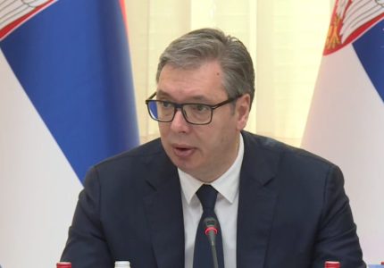 Vučić čestitao Ramazanski bajram: Neka radost mira, blagostanja i napretka budu naši uzvišeni ciljevi