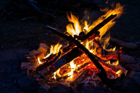 Tragedija u Bogatiću: U požaru stradao muškarac (50)