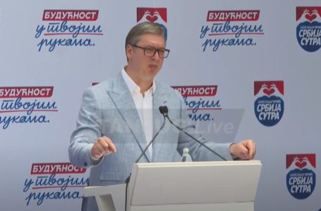 Vučić građanima dao TRI OBEĆANJA: Predsednik Srbije se obratio okupljenima u Valjevu (VIDEO)