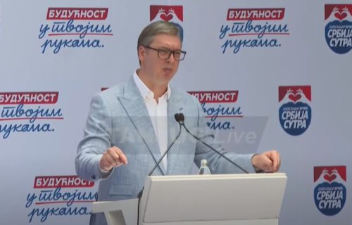 Vučić građanima dao TRI OBEĆANJA: Predsednik Srbije se obratio okupljenima u Valjevu (VIDEO)