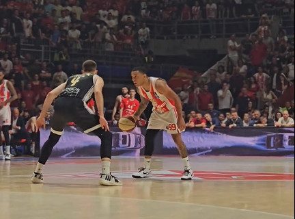 Zvezda povela u finalu: Davidovac miran kada je najvažnije, Avramović promašio šut za produžetak (VIDEO)