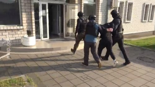 Pogledajte akciju policije u kojoj je uhapšeno devet članova organizovane kriminalne grupe (VIDEO)