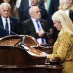 Ministarka nauke, tehnološkog razvoja i inovacija dr Jelena Begović položila zakletvu u Skupštini (FOTO)