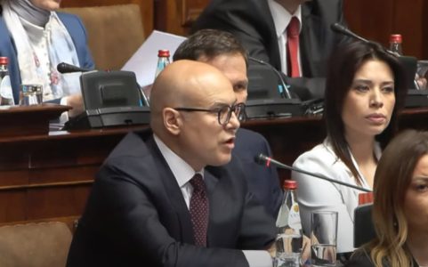 (UŽIVO) Skupština Srbije nastavila rad – Vučević opoziciji: “Vi ste mi rekli da ubrzam kada sam govorio o KiM” (VIDEO)