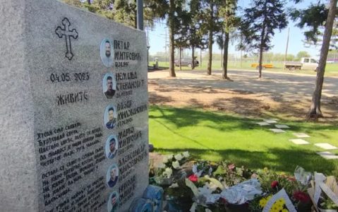 (UŽIVO) Komemorijalni program u Ravnom Gaju: Obeležava se godišnjica masakra u Malom Orašju i Duboni (FOTO)