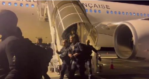 Nova Kaledonija “pod opsadom” – u toku velika operacija francuske žandarmerije (VIDEO)