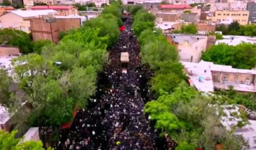Počela sahrana iranskog predsednika Ebrahima Raisija, njegovo telo će biti odneto u Teheran (VIDEO)