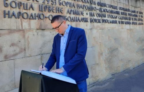 Prebiračević: Sprovode nad Srbima genocid i podmeću nam ga istovremeno