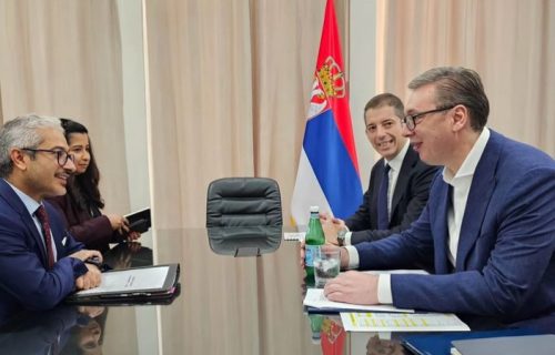 Vučić se sastao sa stalnim predstavnikom Emirata u UN: "Usvajanje rezolucije dovelo bi do novih tenzija"