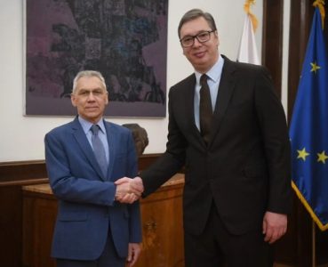 “Računamo na podršku iskrenih prijatelja Srbije”: Vučić se sastao sa ambasadorom Rusije (FOTO)