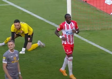 (UŽIVO) Kragujevčani se ne predaju: Pao peti gol u prvom poluvremenu (VIDEO)