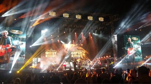 Gipsy Kings ponovo u Beogradu: Kraljevi salse i flamenka sviraju svoje vanvremenske hitove (FOTO/VIDEO)