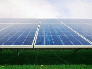 Cene struje u Evropi u padu, a krive su solarne elektrane