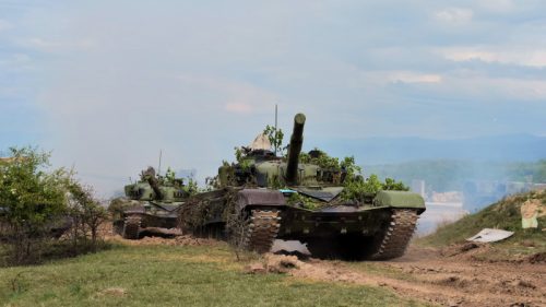 Taktička obuka mehanizovanih i tenkovskih jedinica na poligonima Vojske Srbije (FOTO)