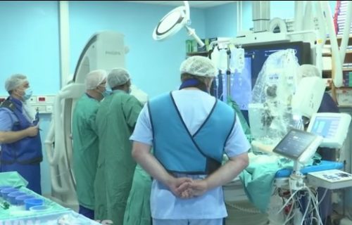 Nova nada za decu rođenu sa srčanom manom: Prvi put u Srbiji implantacija biološke plućne valvule bez hirurške intervencije