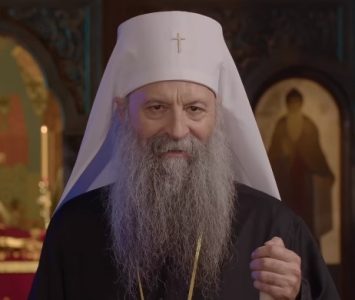 Patrijarh Porfirije se lično obratio deci, đacima osnovnih i srednjih škola u Srbiji (VIDEO)