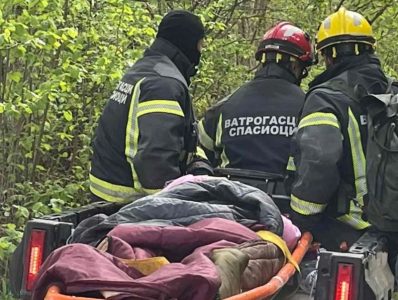 Vatrogasci iz Pirota spasili ženu sa prelomom noge na nepristupačnom terenu (FOTO)