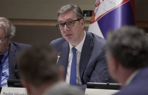 Vučić se obratio nakon svedočenja srpskih žrtava u Njujorku: "Rezolucija će doneti tugu, bes i ogorčenost" (VIDEO)