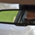 Ova navika neke vozače može da košta mnogo novca: Naočare za sunce mogu tokom vožnje, ali postoje uslovi