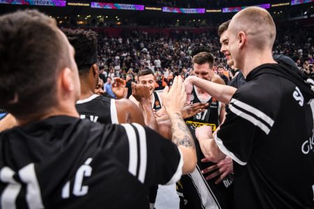 Partizan u potpunom remontu! Pregovori uveliko traju, stiže strašno pojačanje!