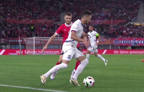 Orlovi pali na prvom testu: Razigrani Austrijanci častili navijače pobedom (VIDEO)