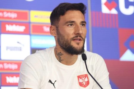 Nemanja Gudelj neće iz Španije: Dva kluba ga traže