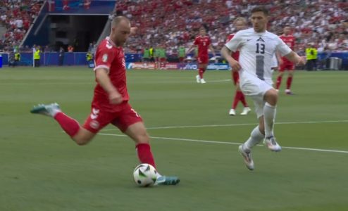 Danski čas fudbala u Štutgartu! Slovenija nemoćna u prvih 45 minuta (VIDEO)