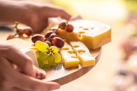 Ovo su odlične vesti za ljubitelje sira: Istraživači kažu da ćemo biti srećniji i zdraviji ako ga često jedemo