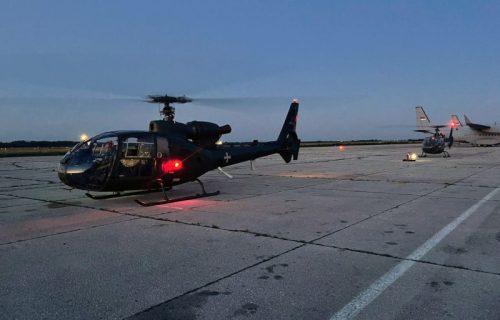 Kadeti Vojne akademije lete noću nad Beogradom "gazelama", a ovo je razlog (FOTO)