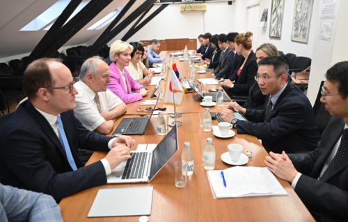 Održan sastanak sa predstavnicima kompanije "NTT Data", prisustvovao ambasador Japana (FOTO)