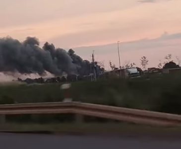 Veliki požar u Dobanovcima (VIDEO)