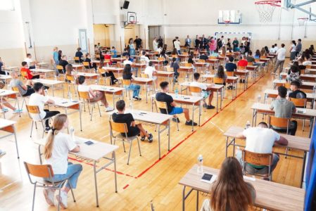 Poznat novi datum male mature: Evo kada osmake čekaju testovi i upis u srednje škole