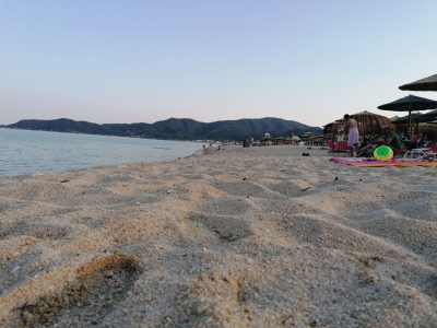 Uznemirujući apel hrvatske policije: Na plaži se pazite ljudi koji se čudno ponašaju i nose ove predmete