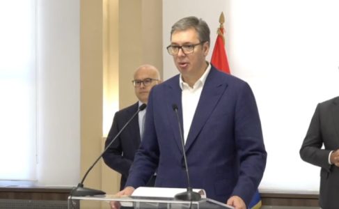 (UŽIVO) Vučić se obraća nakon sednice prošerinog kolegijuma načelnika Generalštaba: “Računamo na saradnju sa KFOR-om”