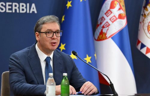 Predsednik Vučić najavio: "U narednim danima bitni susreti, velike promene guraju našu zemlju napred" (FOTO)
