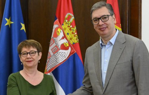 Vučić sa predsednicom EBRD: "Ogroman potencijal Srbije za nova ulaganja u EXPO 2027" (FOTO)