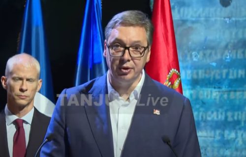 Vučić se obratio na svečanom otvaranju "Srpske kuće" u Parizu: "Svaki detalj govori o bogatoj istoriji Srbije" (VIDEO)