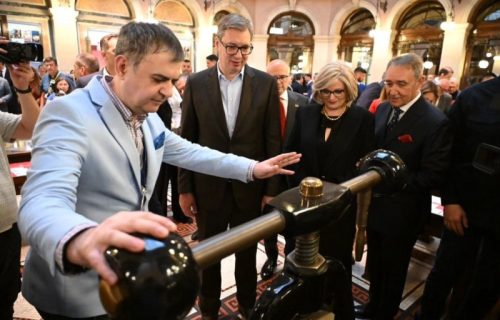 "Ponosan na činjenicu da 12 godina imamo punu stabilnost naše nacionalne valute": Vučić na obeležavanju 140 godina rada Narodne banke Srbije (FOTO)