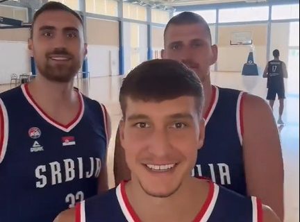 Srbija ubedljiva protiv Holandije! Marinković razbio trojkama, Jokić briljirao na svim poljima!
