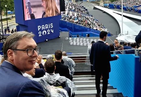 Čekajući naše... Predsednik Vučić na otvaranju Olimpijskih igara u Parizu