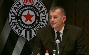 Džejms poslao jasnu poruku na Saviću izjavu “Mislim da smo se kao klub mnogo ogrešili o Nanelija”