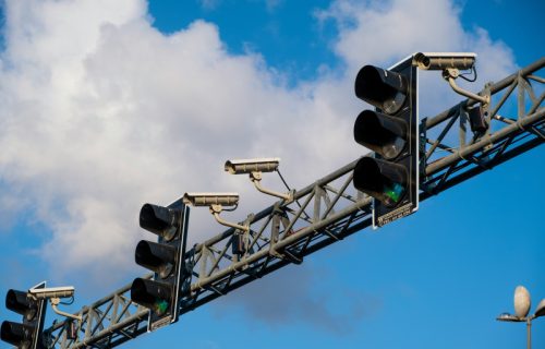 Počeli ste da kočite čim ste videli kameru? Saznajte da li je prekasno