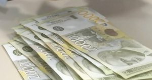 Koliko novca treba držati na tekućem računu? Stručnjaci upozoravaju: Pare koje samo stoje gube vrednost