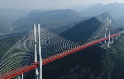 Najviši most na svetu sa 565 metara visine: Izgrađen je za samo pet godina (VIDEO)