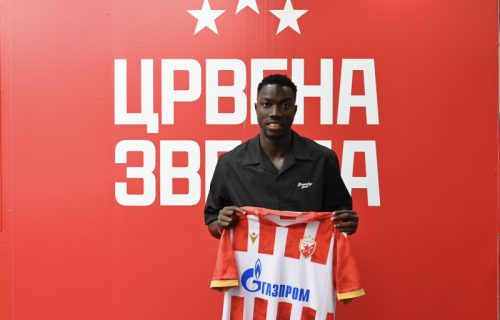 Zvezdina nova 15 je SILA(S)! Crveno-beli predstavili jedno od najvećih pojačanja u istoriji kluba! (FOTO)