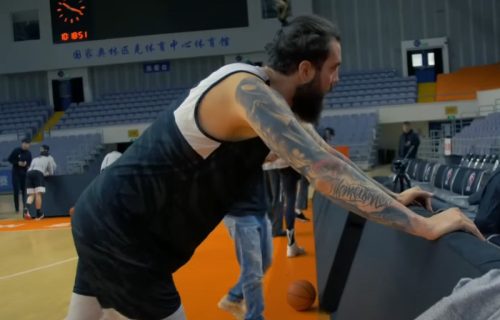 Raduljica pored SRAMNIH pretnji doživeo i neprijatnu situaciju! Igrač sa tzv. Kosova odbio da pruži ruku Srbinu