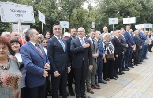 Vučević penzionerima preneo važne vesti u ime predsednika: Do kraja godine 11 odsto povećanja svih penzija (FOTO)